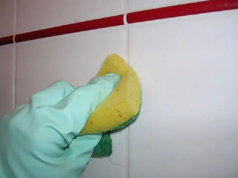 Comment nettoyer une peinture à l’huile ancienne