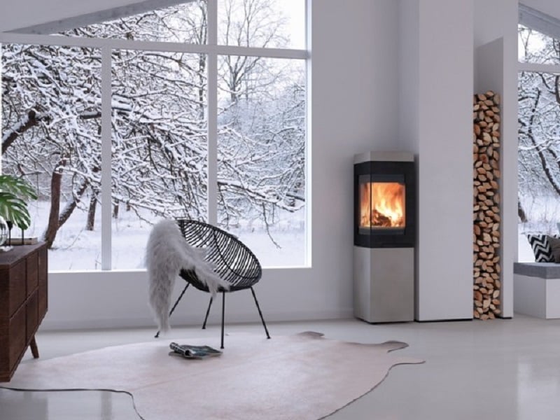 Quelle range-bûche choisir pour son poêle à bois